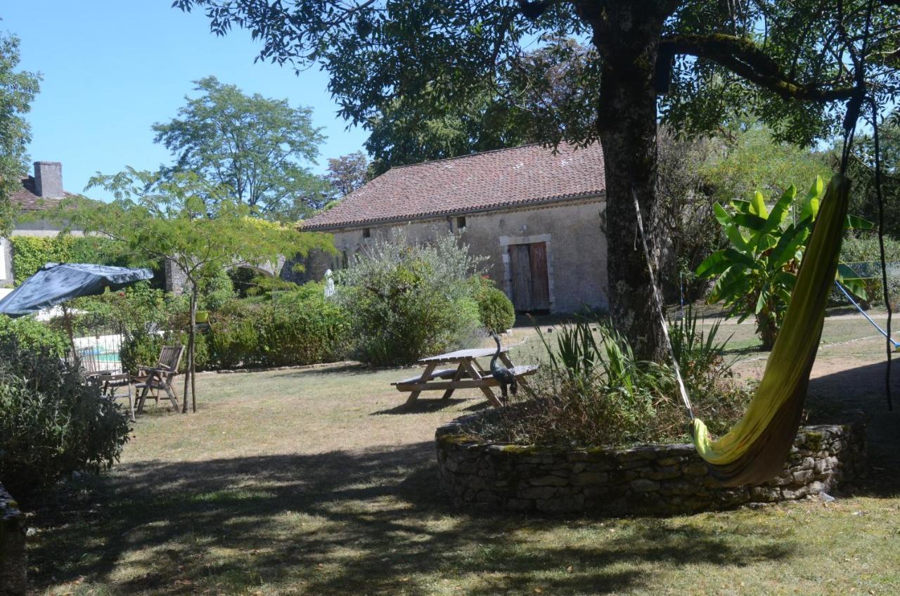 La Maisou-Pastel Et Fleur Sérignac Exteriér fotografie